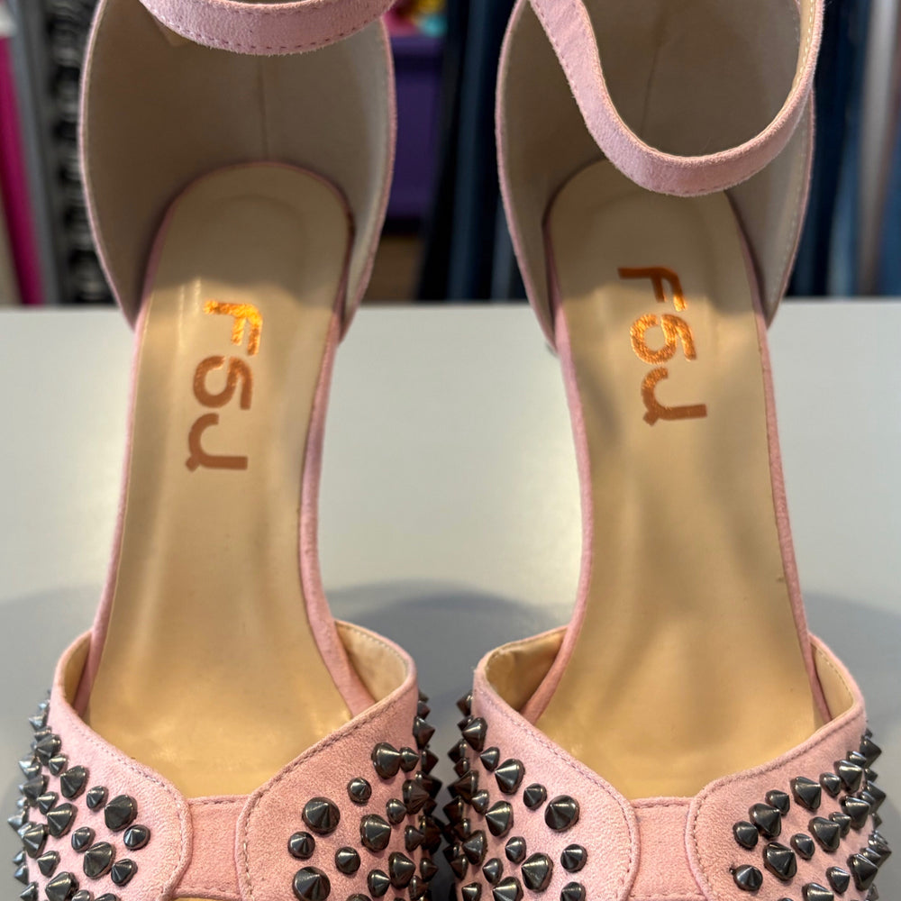
                      
                        FSJ Vegan Suede Heels Siz: 9
                      
                    
