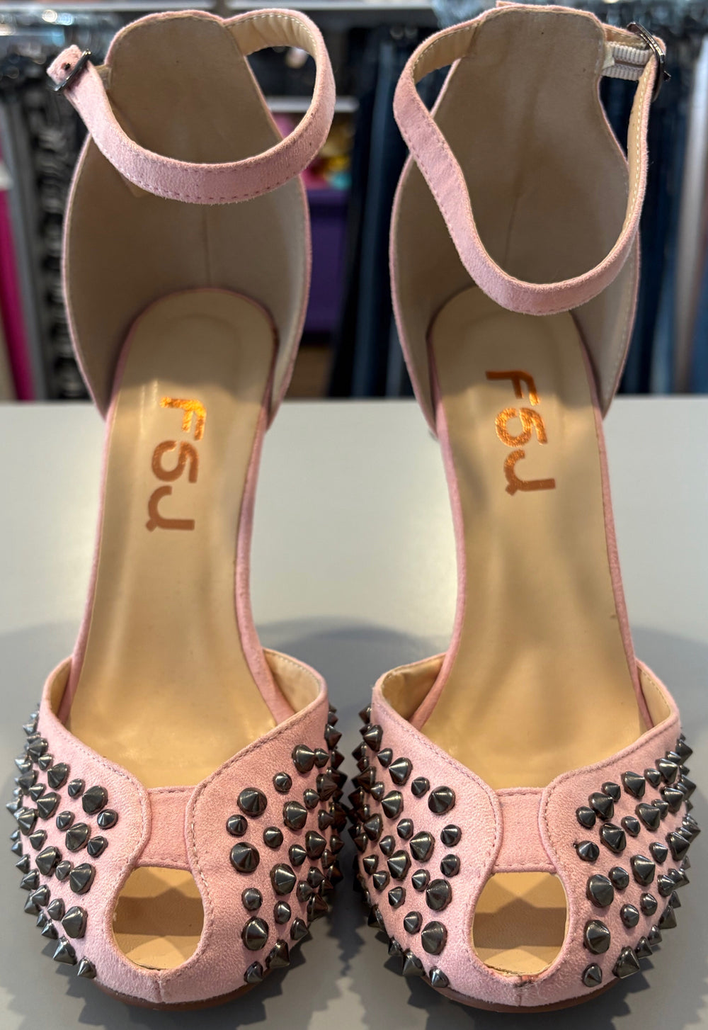 FSJ Vegan Suede Heels Siz: 9