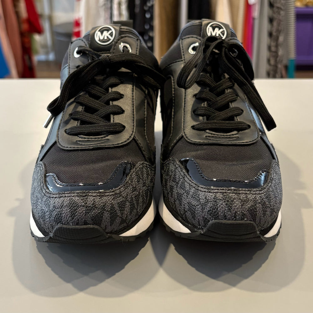 Michael Kors Wilma Logo Black & White Trainer Sneakers Size:9M