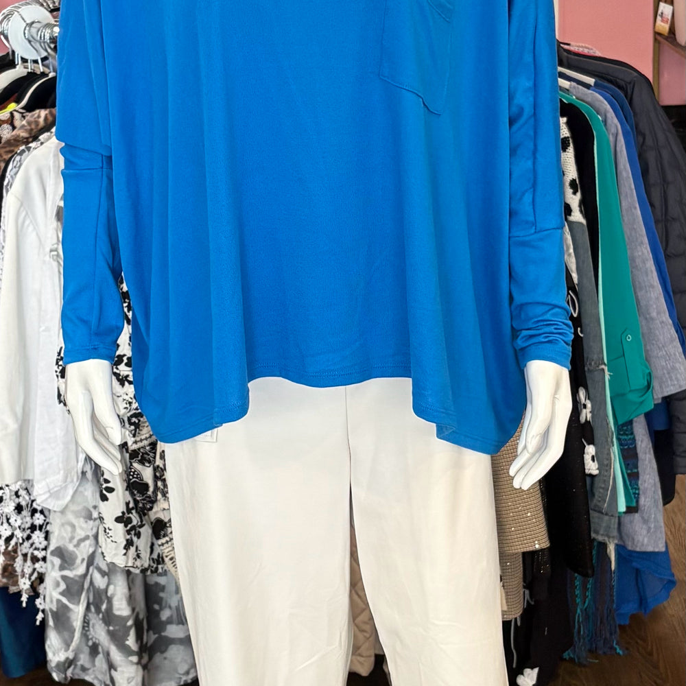 Zenana Royal Blue Sweater Blouse Size: L