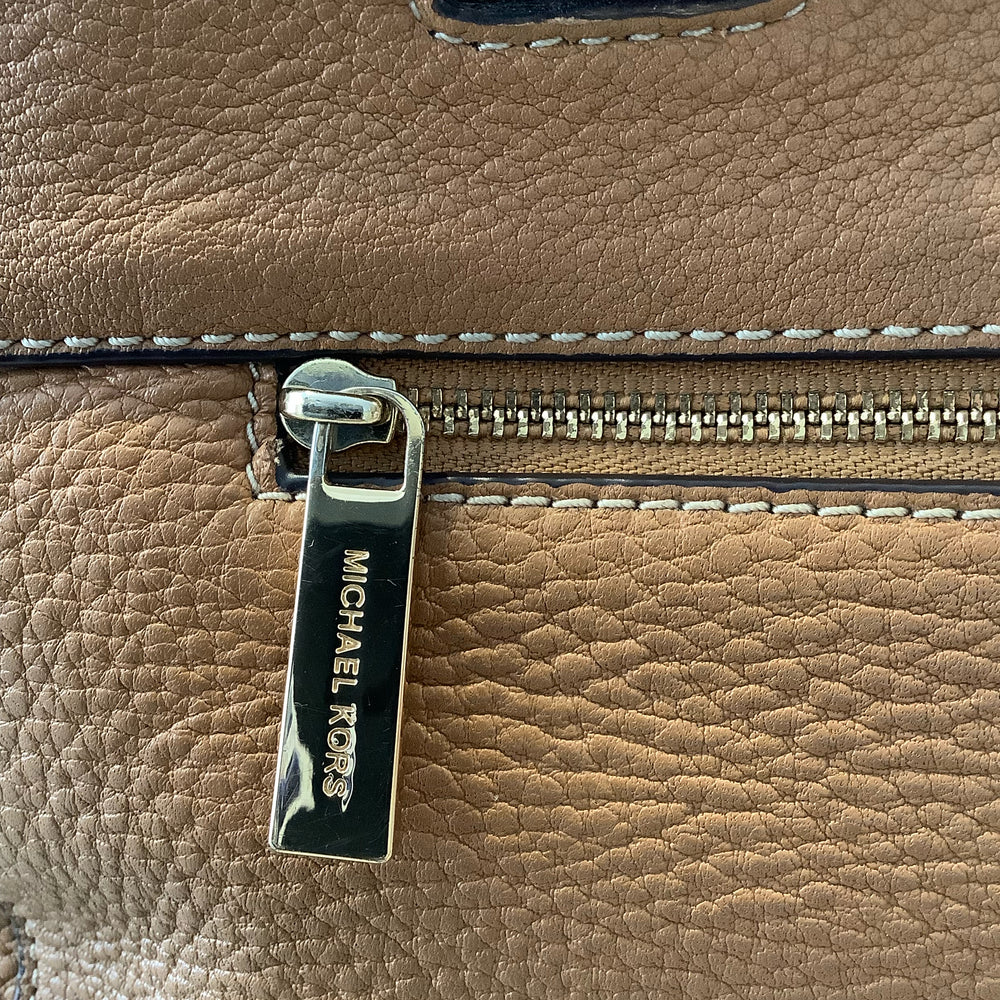 
                      
                        Michael Kors Romy large Leather Crossbody
                      
                    