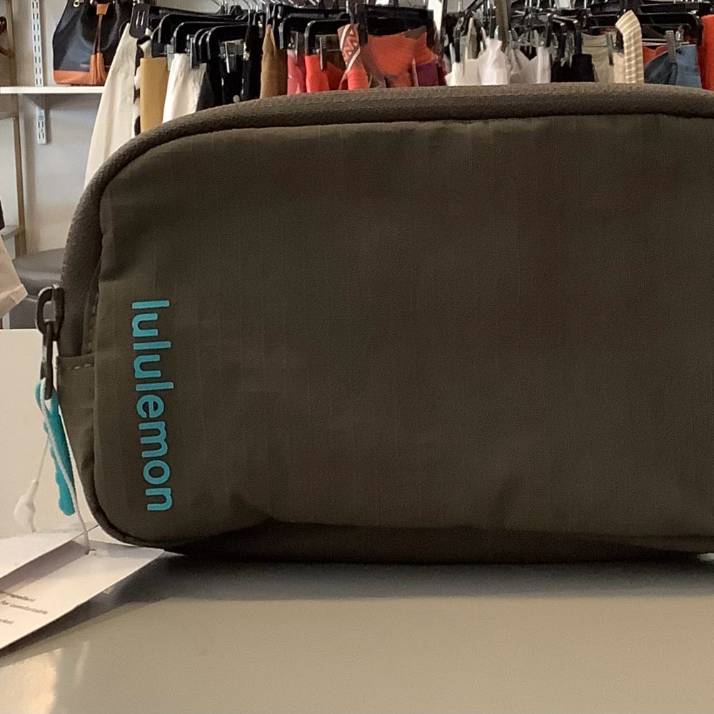 
                      
                        Lululemon Belt Bag
                      
                    