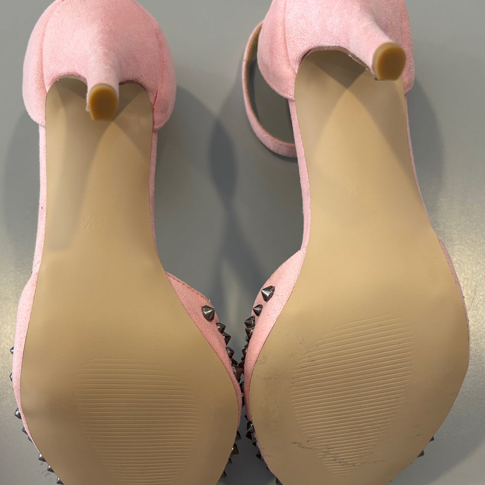 
                      
                        FSJ Vegan Suede Heels Siz: 9
                      
                    