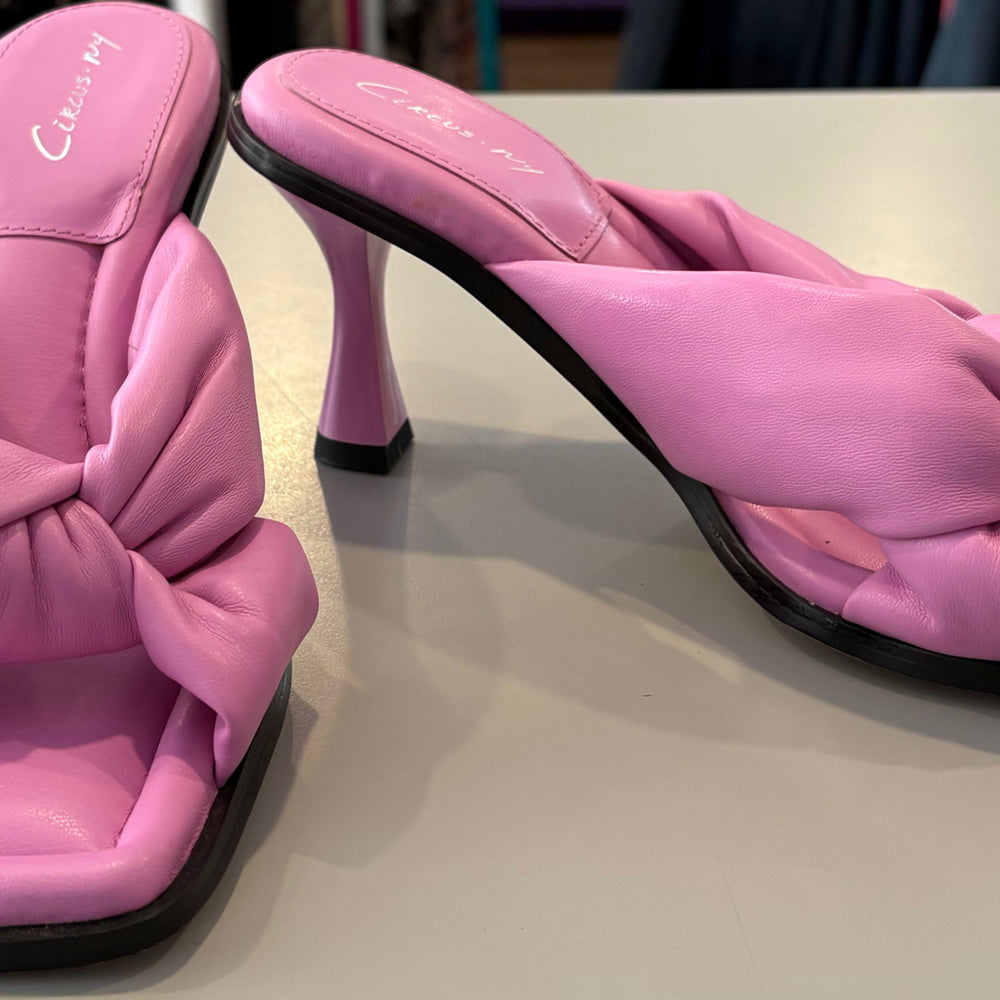 
                      
                        Sam Edelman Circus NY Pink Sandal Heels Size: 7.5M
                      
                    