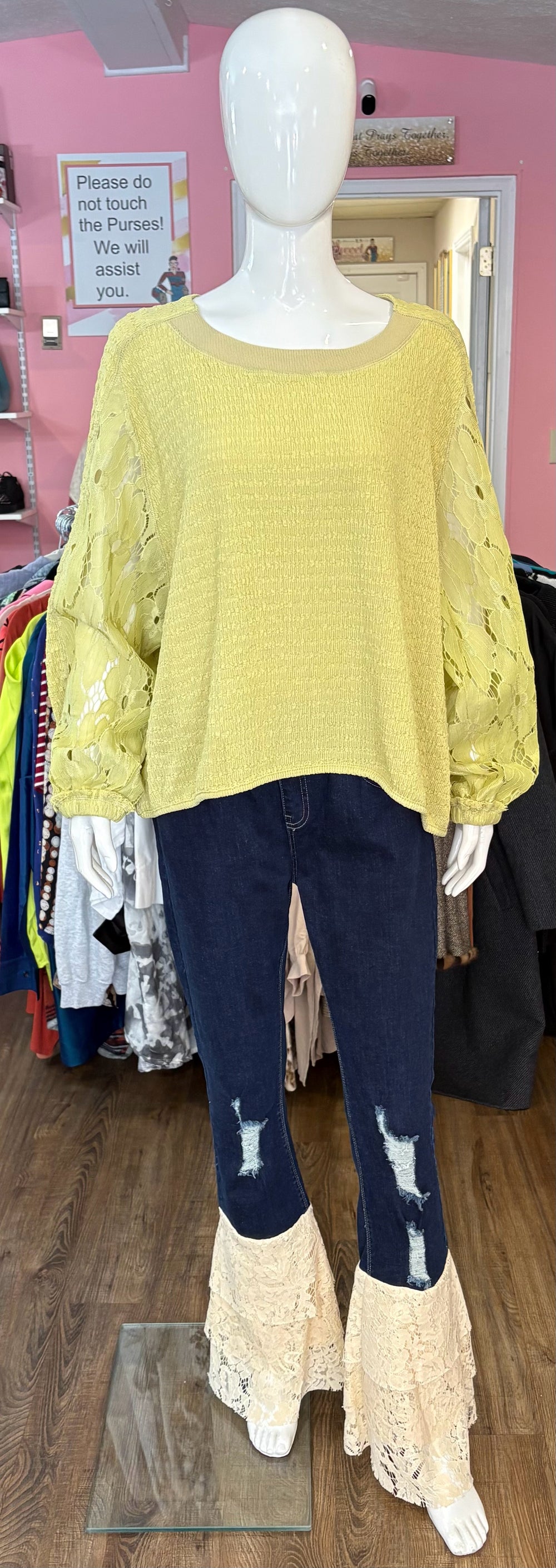 NWT Davi & Dani Apple Green Crochet Blouse Size:M