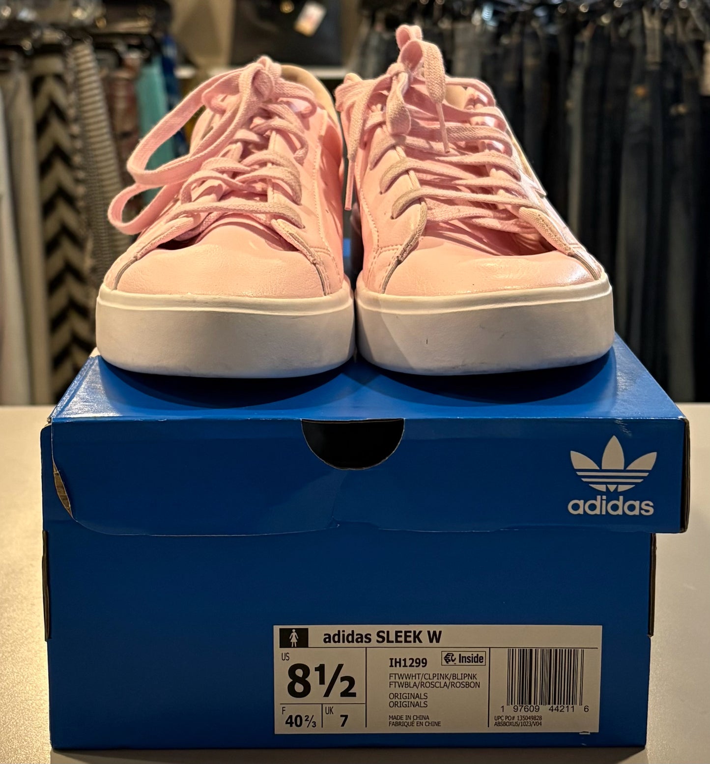 Adidas Sleek W Clear Pink Sneakers Size: 8.5