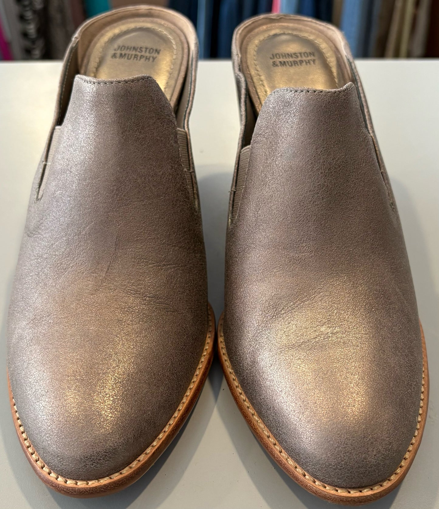 10M Johnston & Murphy Mules