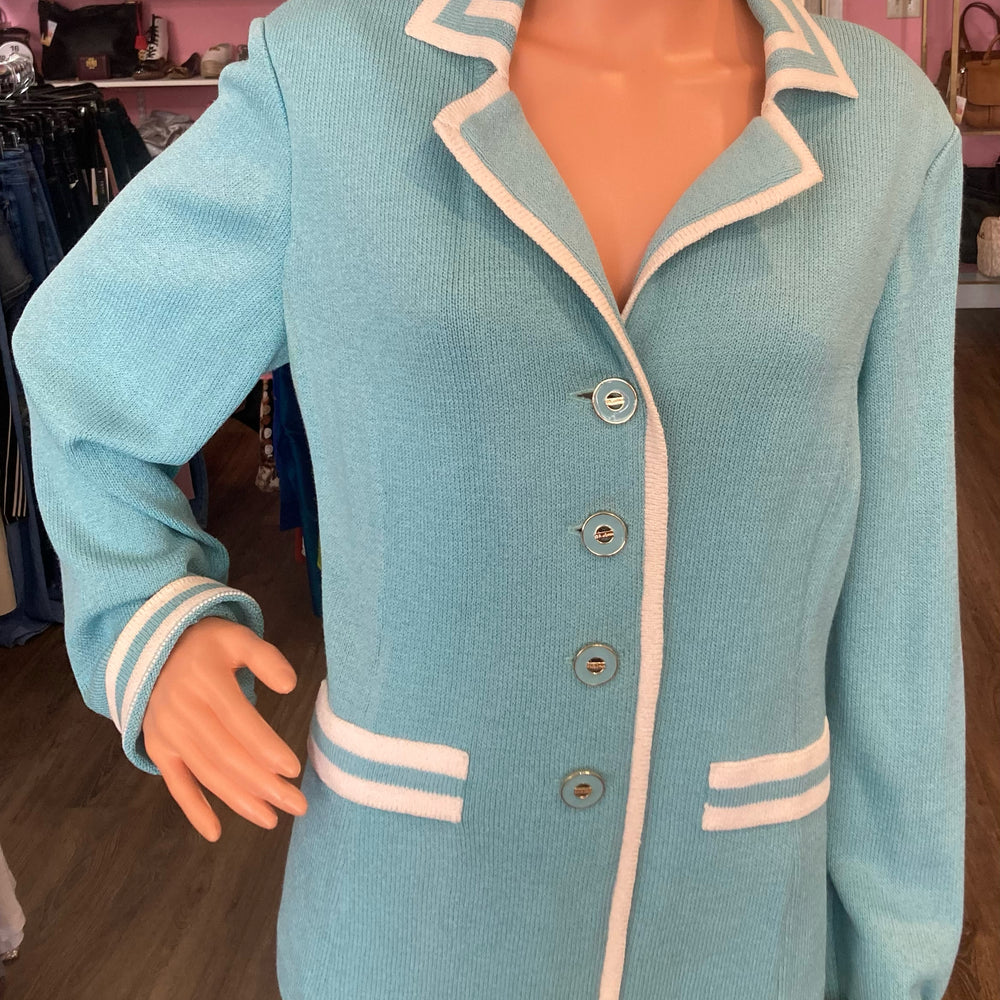 
                      
                        St. John Baby Blue & White 2 Piece Suit Size:12/14
                      
                    