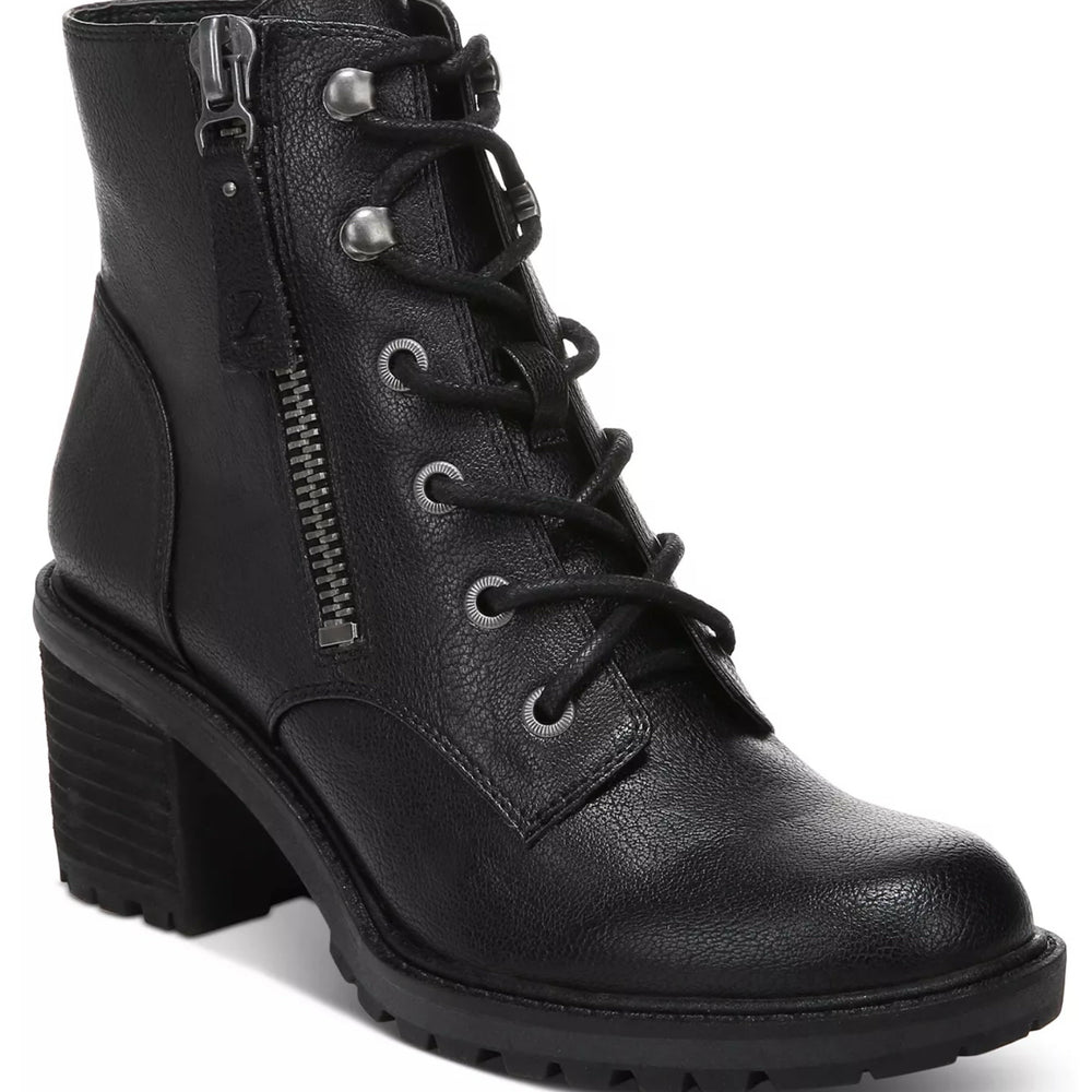 
                      
                        9.5 M Zodiac Boots
                      
                    