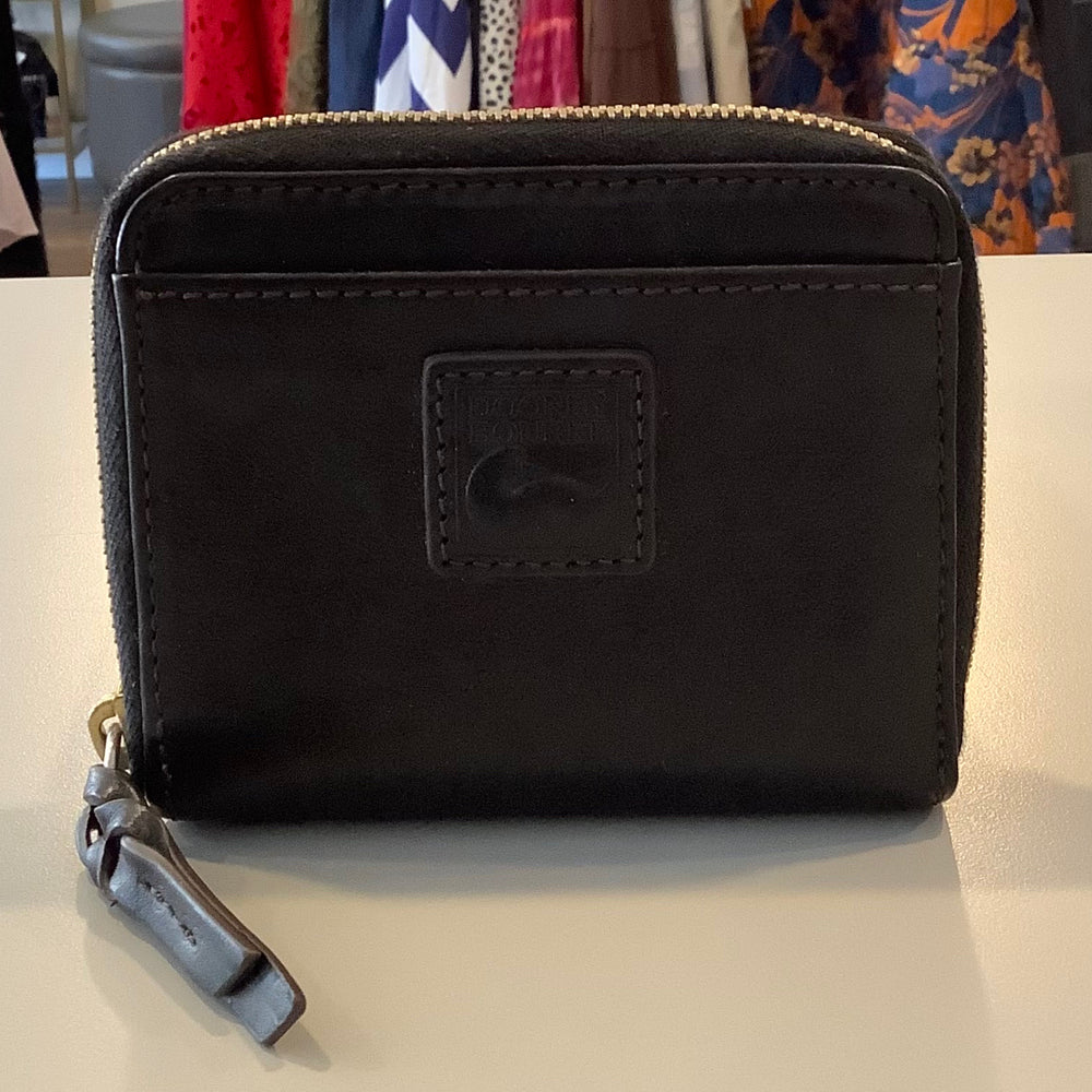 Dooney & Bourke wallet