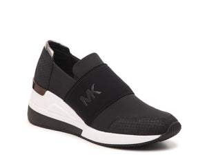 9.5 Michael Kors Sneakers