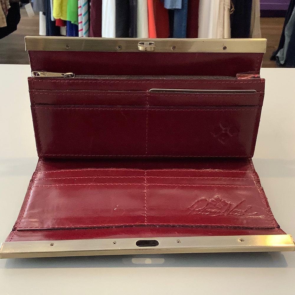 
                      
                        Patricia Nash Cauchy Wallet
                      
                    