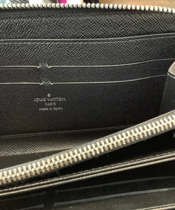 Louis Vuitton Epi Zippy Wallet