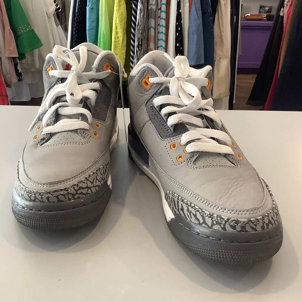 
                      
                        Air Jordan 3 Retro (GS) Sneakers
                      
                    