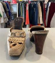 Load image into Gallery viewer, Leather Mules