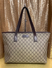 Load image into Gallery viewer, Gucci Signature Tote