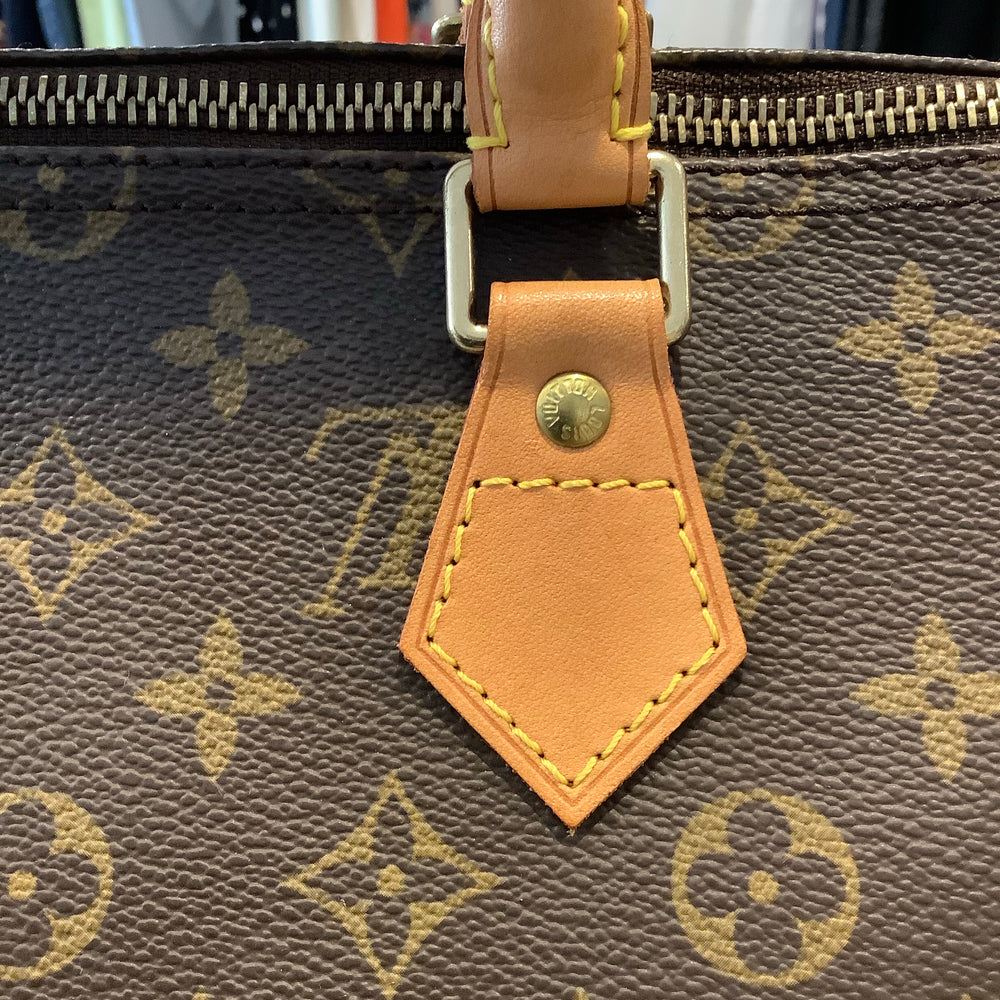 
                      
                        Louis Vuitton Speedy 35
                      
                    